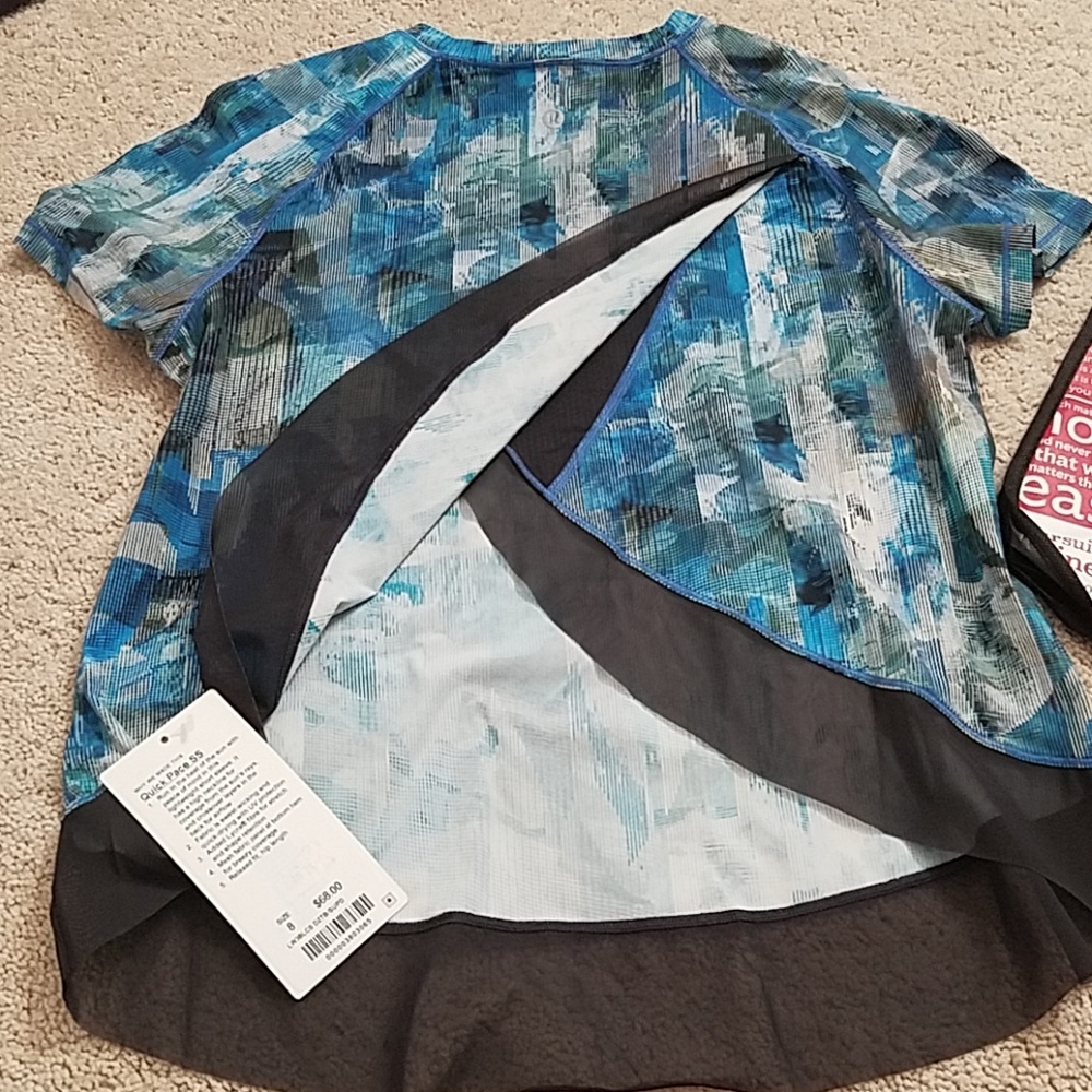 Lululemon Quick Pace top